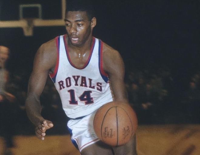 推人犯规 推人犯规