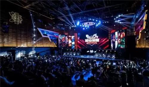 政府加大了 政府加大了