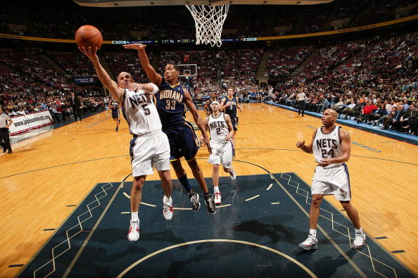 她在强手环 她在强手环