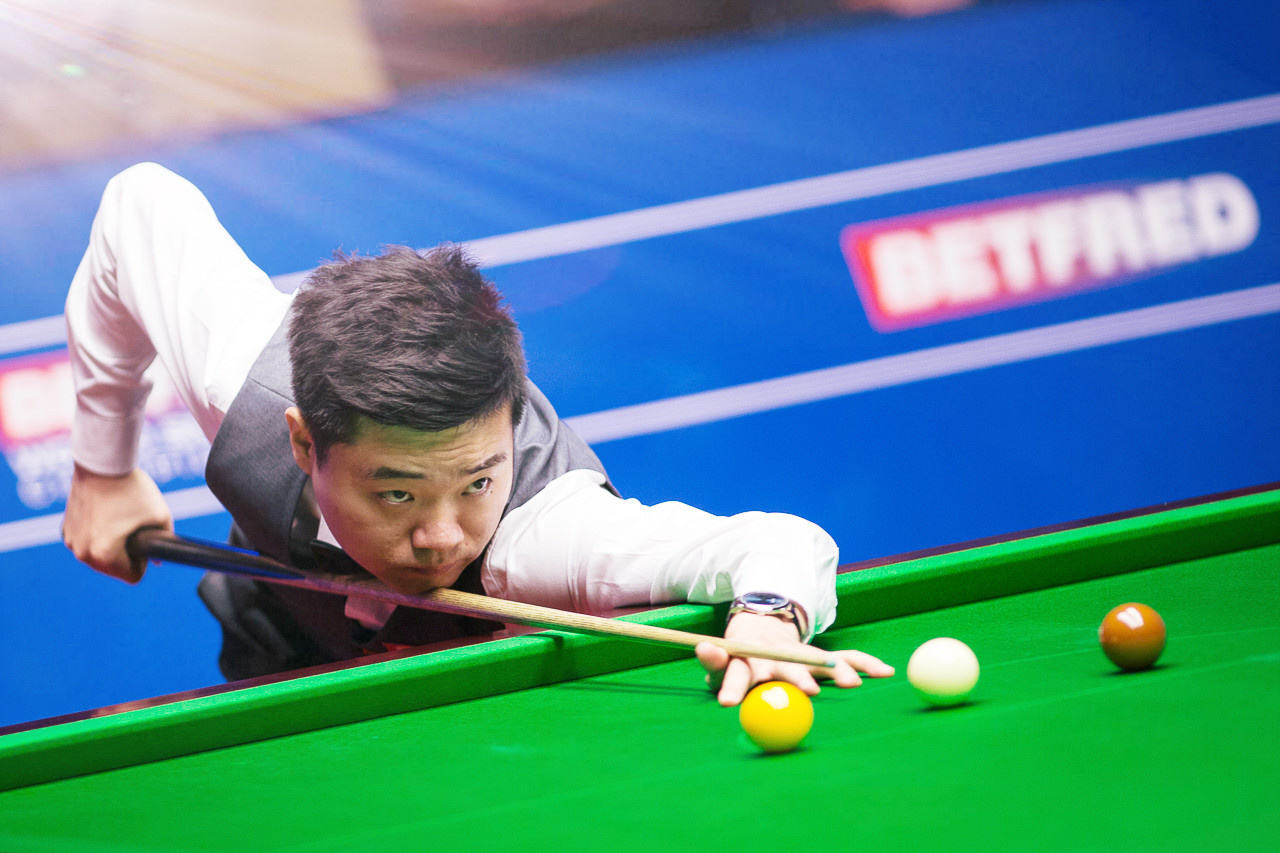 随着转会窗 随着转会窗