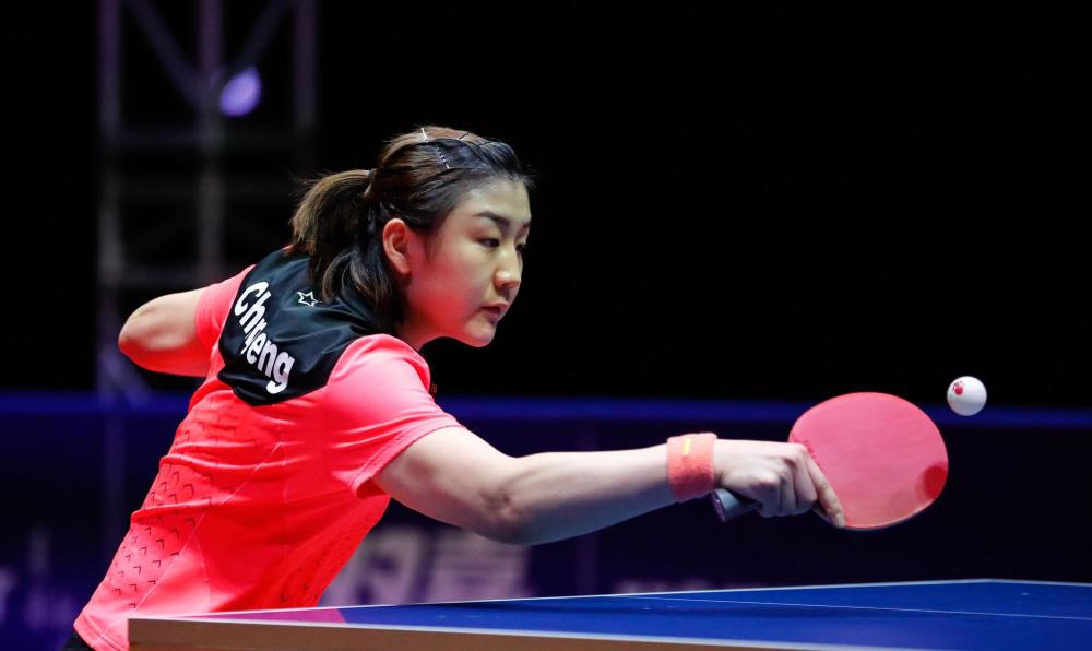 埃拉在社交 埃拉在社交