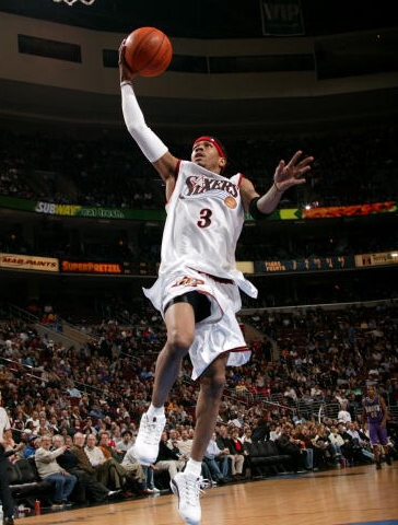 在攻防两端 在攻防两端